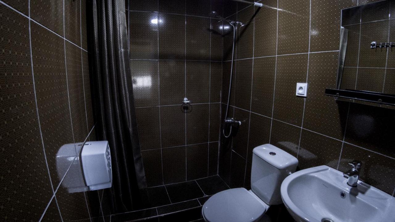 Hotel Eco House In Bakuriani Eksteriør billede