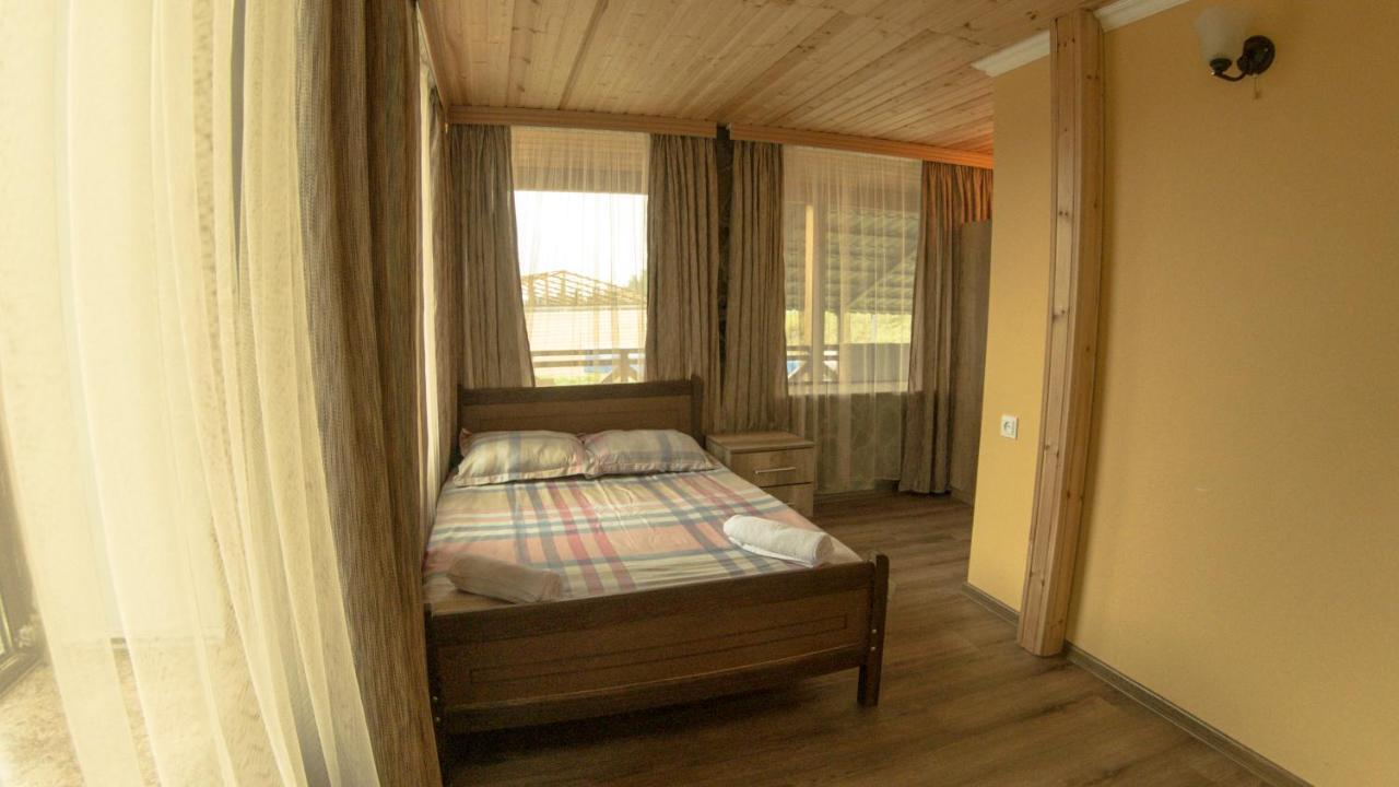 Hotel Eco House In Bakuriani Eksteriør billede